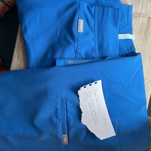 Royal blue figs scrub set